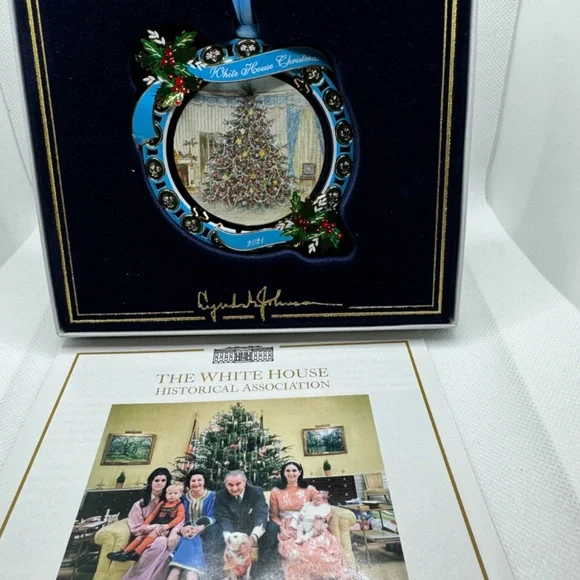 2021 The White House Historical Association collectable ornament - Picture 2 of 3